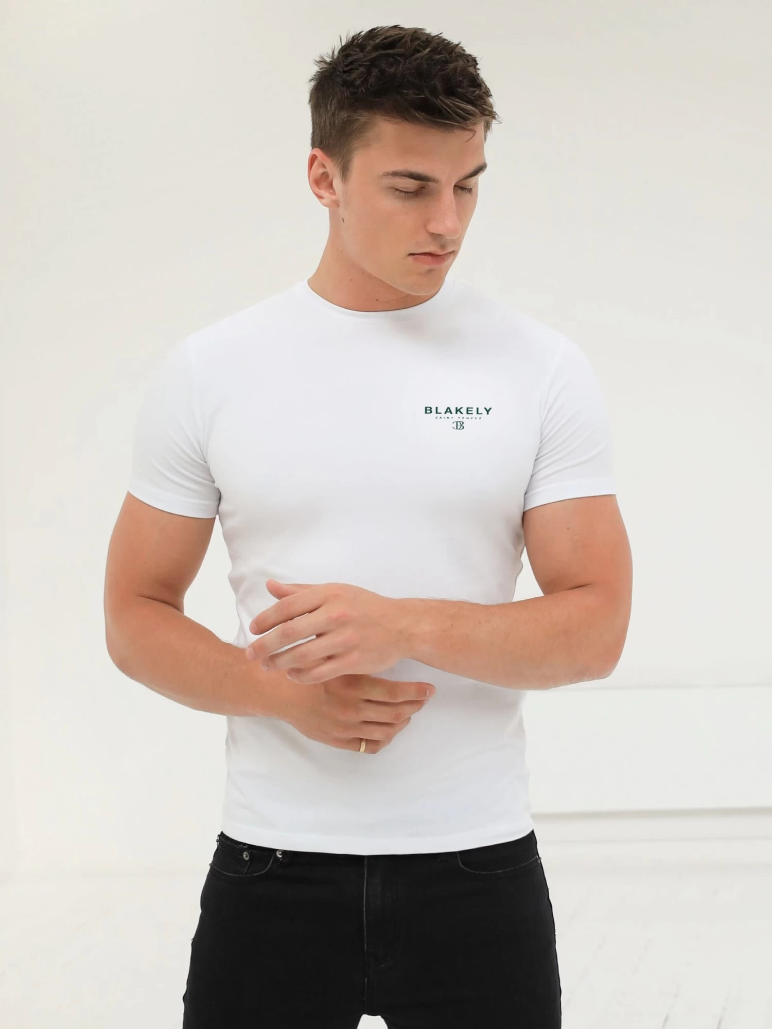 Riviera Initial T-Shirt - White 5 Riviera Initial T-Shirt - White - Image 3