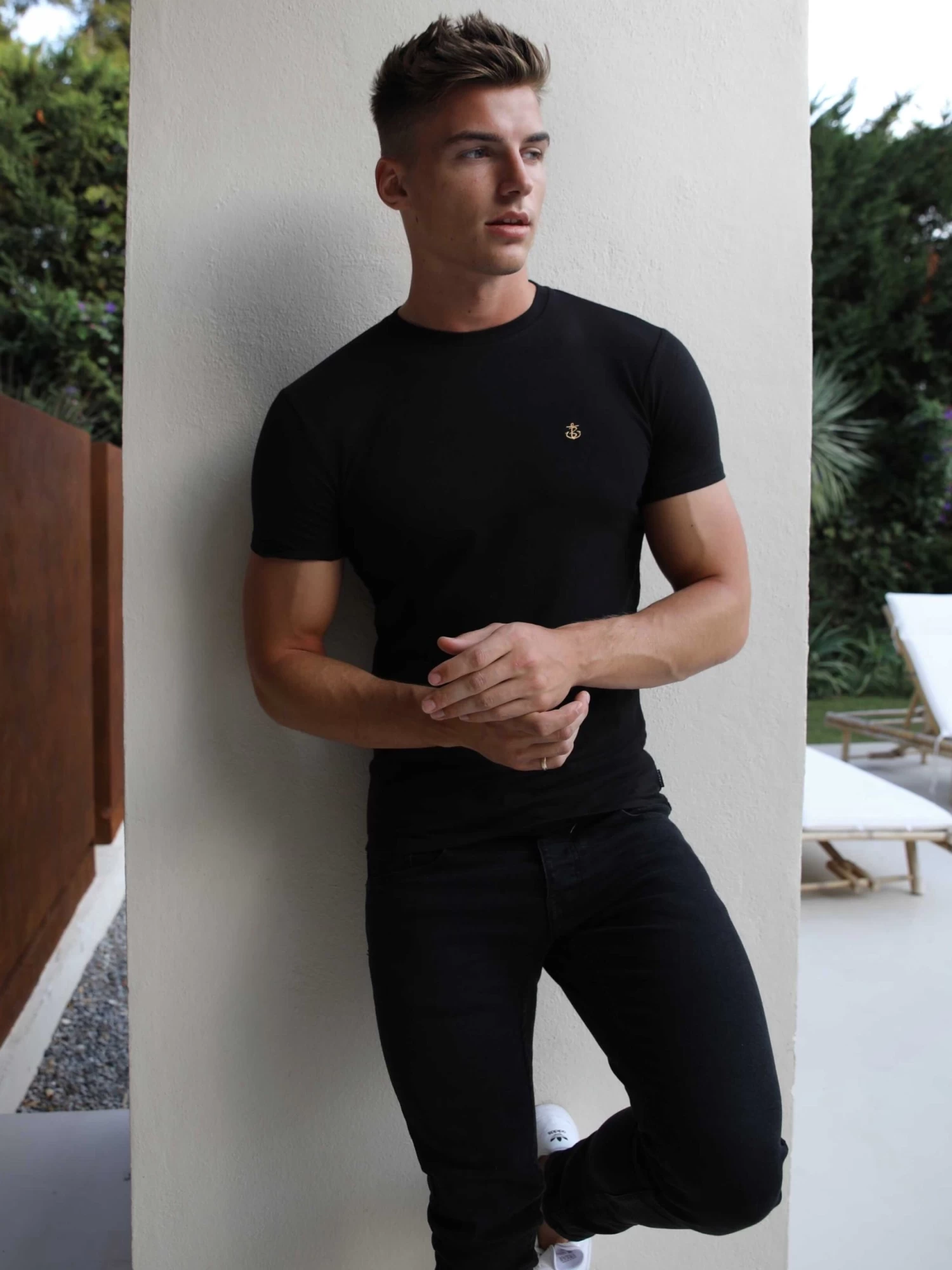 Conway T-Shirt - Black 6 Conway T-Shirt - Black - Image 4