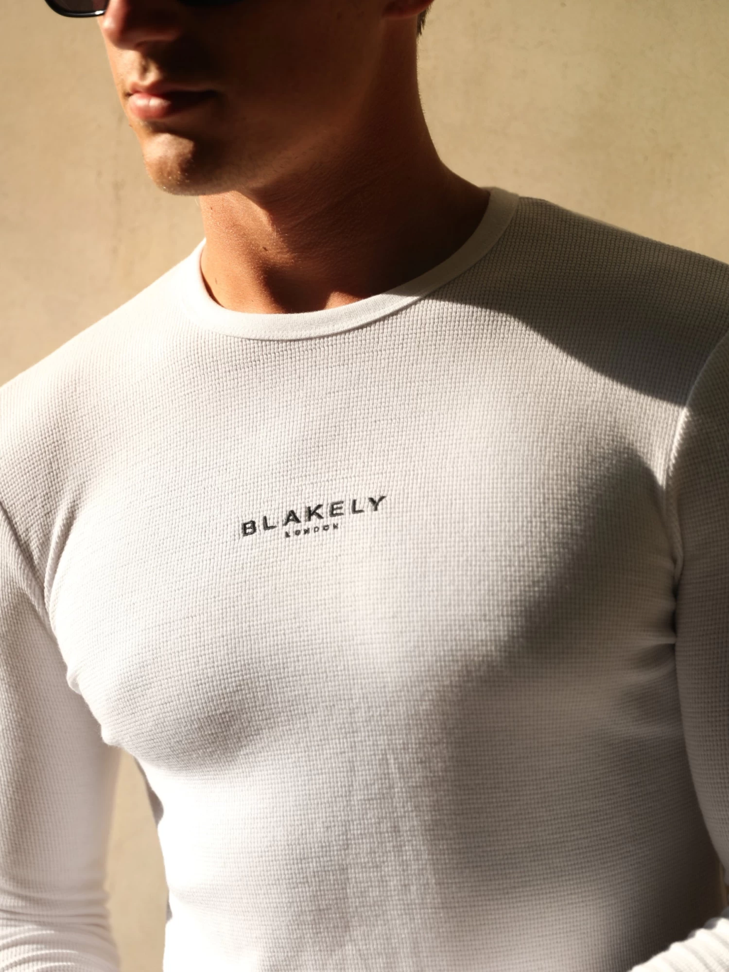 Alezio Textured Jumper - White 7 Alezio Textured Jumper - White - Image 5