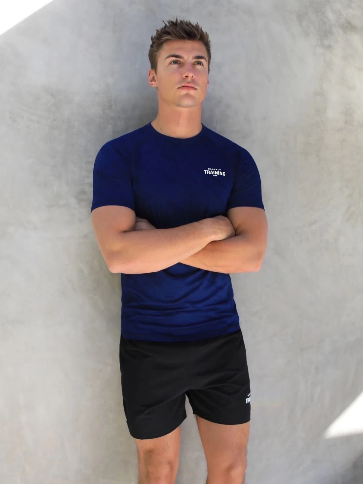Lightweight Training T-Shirt - Navy 4 Lightweight Training T-Shirt - Navy - Image 2