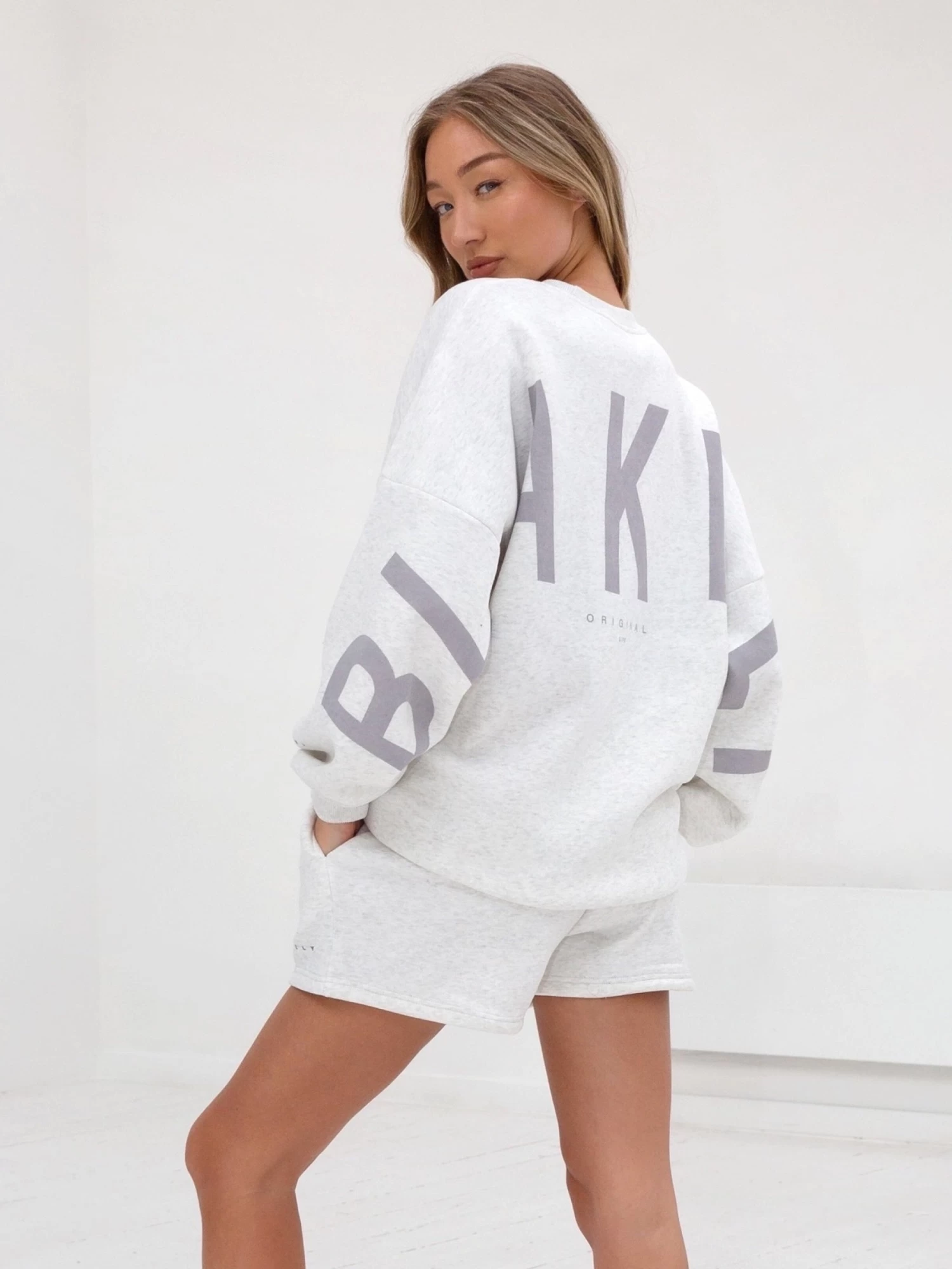 Isabel Oversized Jumper - Marl White & Lilac 8 Isabel Oversized Jumper - Marl White & Lilac - Image 6
