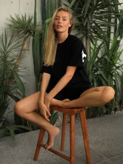 Isabel Oversized T-Shirt - Black 11 Isabel Oversized T-Shirt - Black -Trend Wear Sales 196IWBLACKD 2