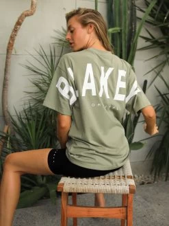 Isabel Oversized T-Shirt - Olive 15 Isabel Oversized T-Shirt - Olive -Trend Wear Sales 196IWOLIVED 1