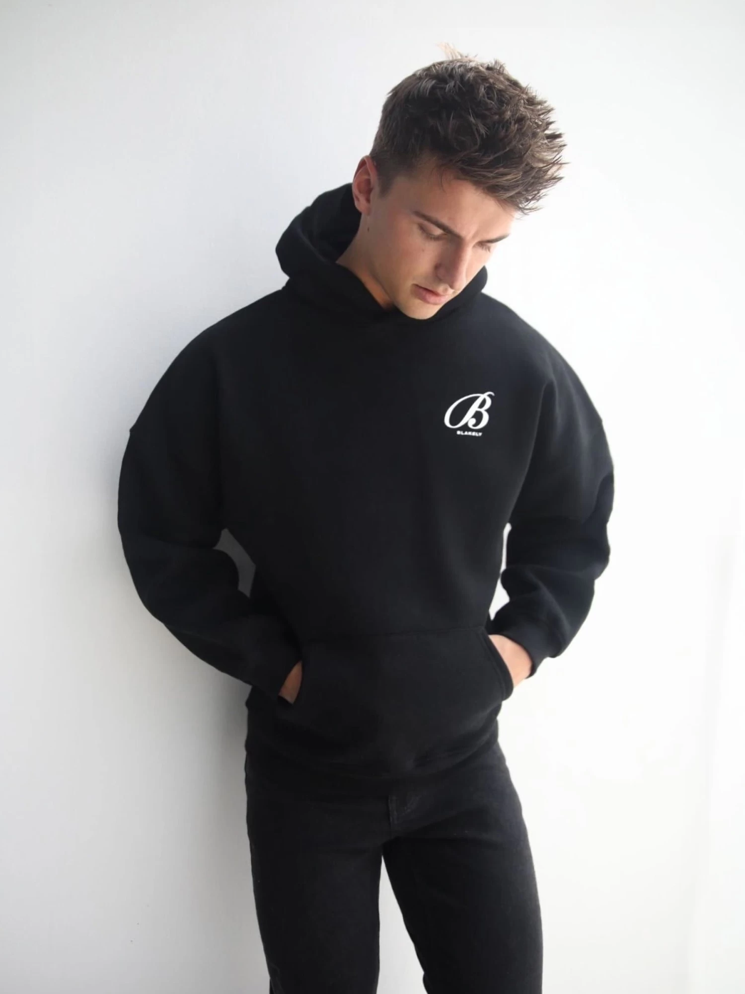 Vita Relaxed Hoodie - Black 8 Vita Relaxed Hoodie - Black - Image 6