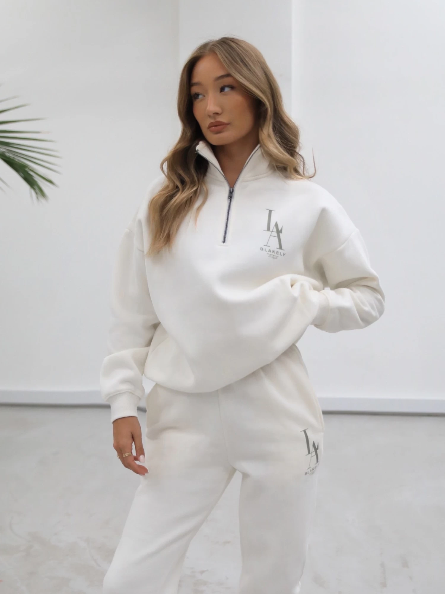 Studio 1/4 Zip Jumper - Ivory 7 Studio 1/4 Zip Jumper - Ivory - Image 5