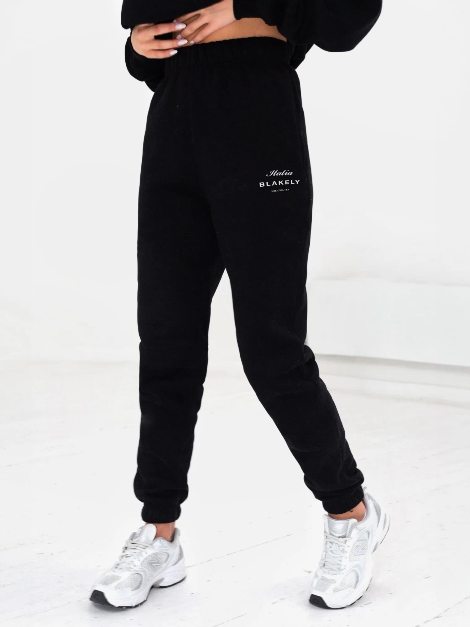 Italia Sweatpants - Black 3 Italia Sweatpants - Black