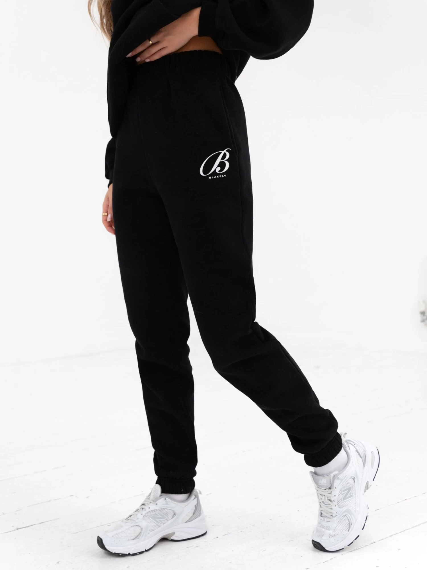Vita Sweatpants - Black 3 Vita Sweatpants - Black