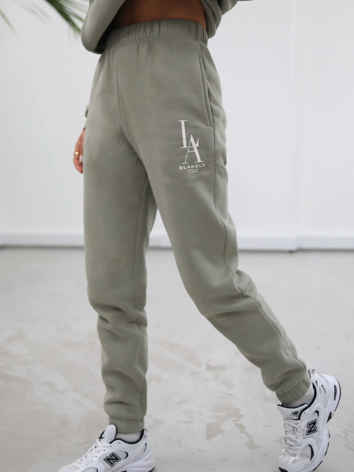 Studio Sweatpants - Olive 8 Studio Sweatpants - Olive - Image 6