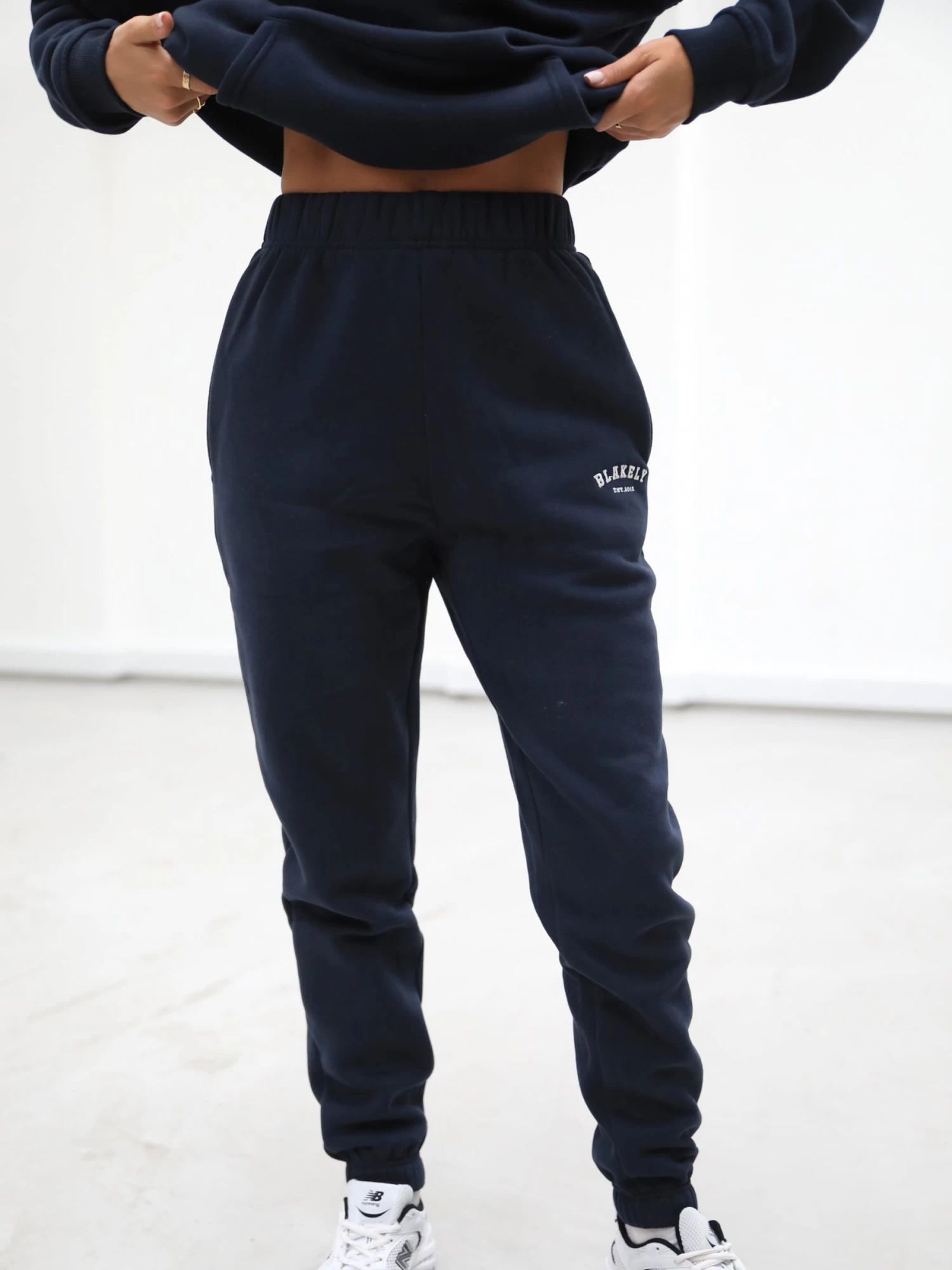 Heritage Sweatpants - Dark Navy 5 Heritage Sweatpants - Dark Navy - Image 3