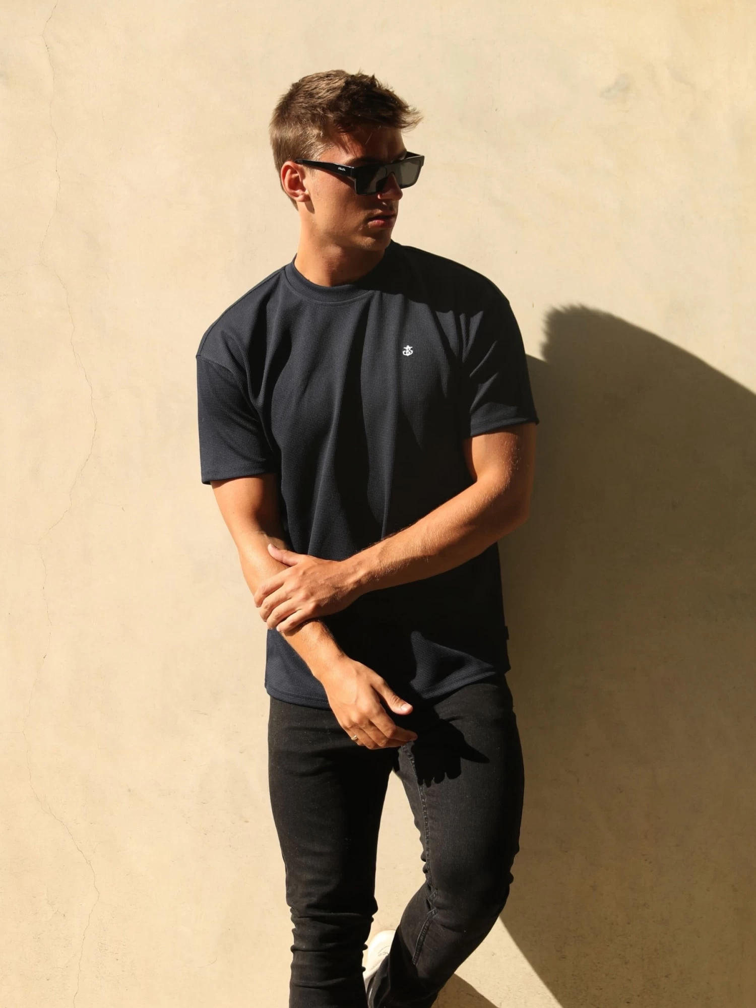 Ceuta Textured Relaxed T-Shirt - Navy 5 Ceuta Textured Relaxed T-Shirt - Navy - Image 3