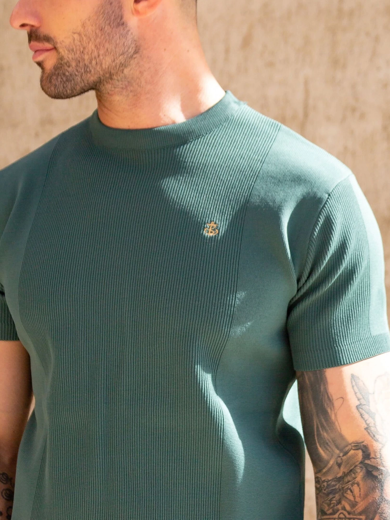 Layton Textured T-Shirt - Green 4 Layton Textured T-Shirt - Green - Image 2