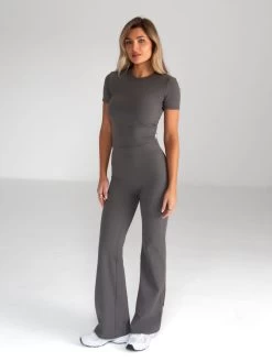 Alessia Cropped T-Shirt - Charcoal 11 Alessia Cropped T-Shirt - Charcoal -Trend Wear Sales 2573 2Charcoal 04D