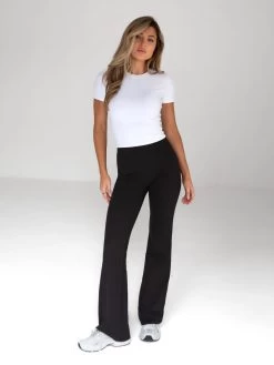 Alessia Cropped T-Shirt - White 10 Alessia Cropped T-Shirt - White -Trend Wear Sales 2573 2White 07D