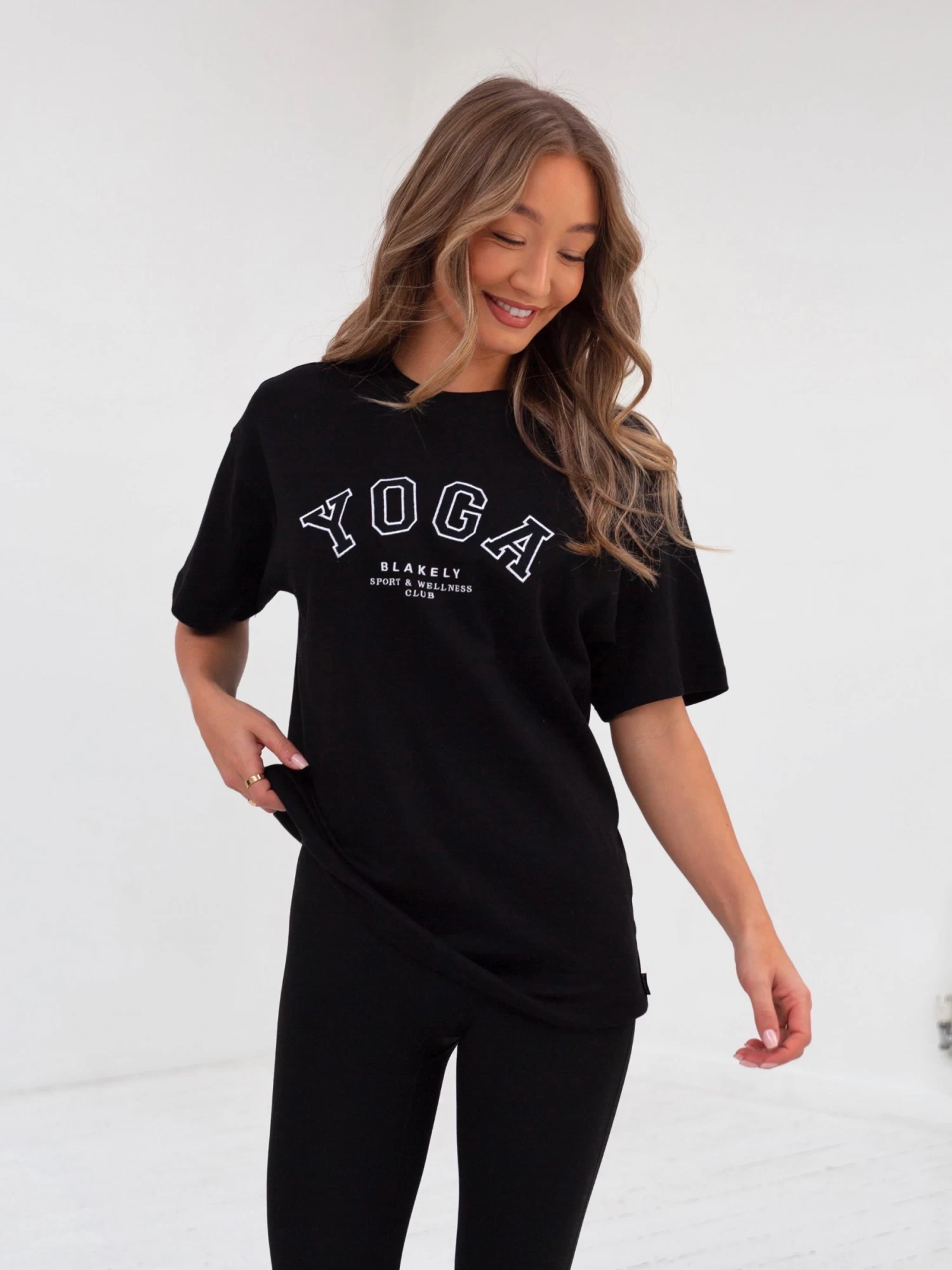Yoga Oversized T-Shirt - Black 3 Yoga Oversized T-Shirt - Black
