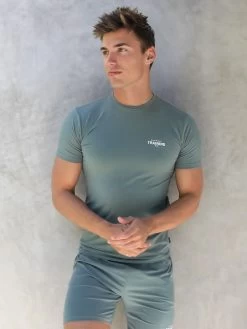 Training Stretch T-Shirt - Sage Green
