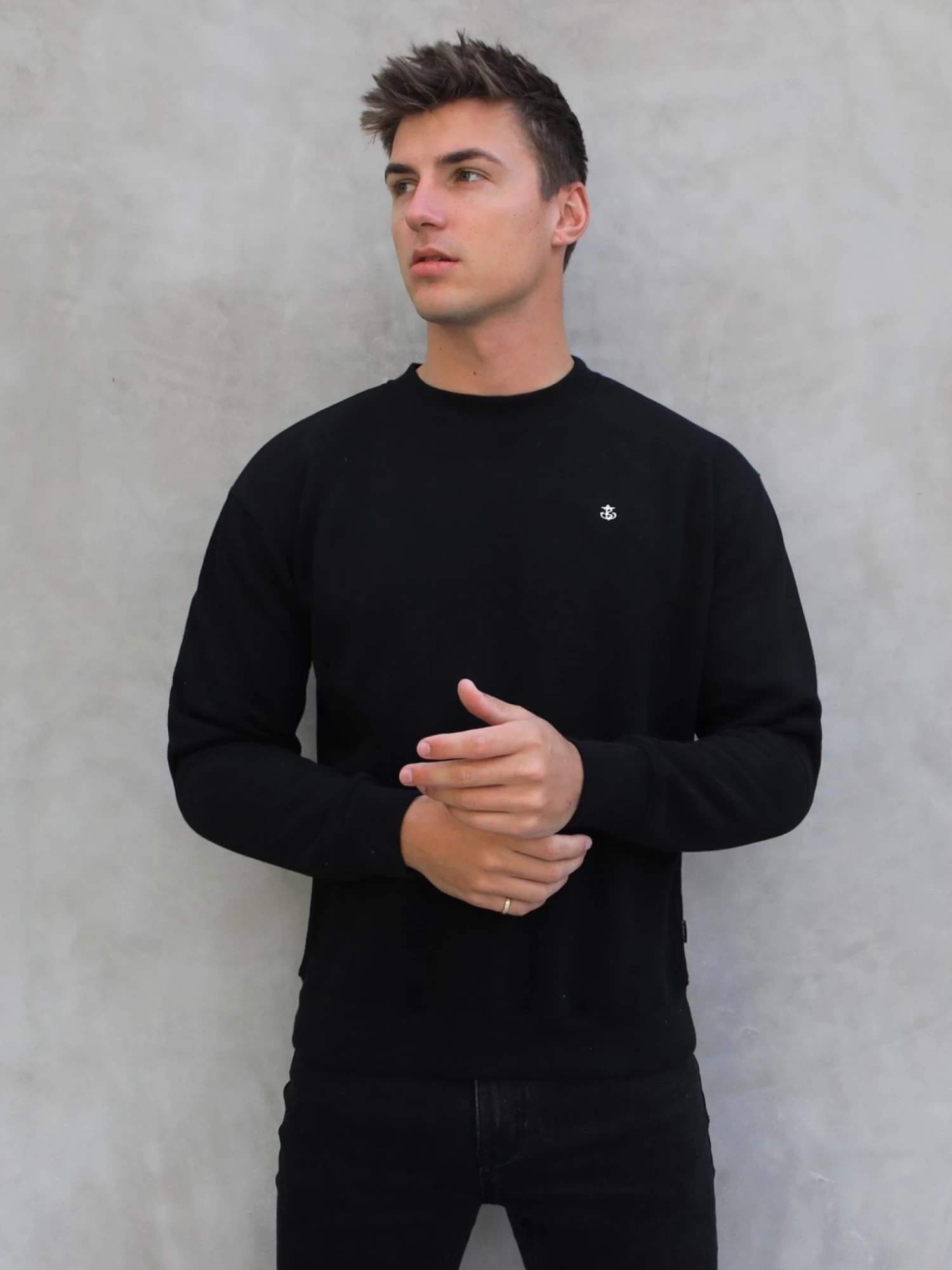 Preston Relaxed Jumper - Black 3 Preston Relaxed Jumper - Black