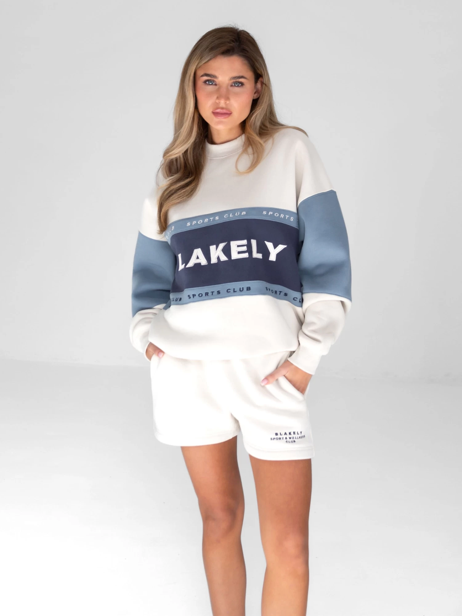 Alpine Oversized Jumper - Navy/Chalk 5 Alpine Oversized Jumper - Navy/Chalk - Image 3