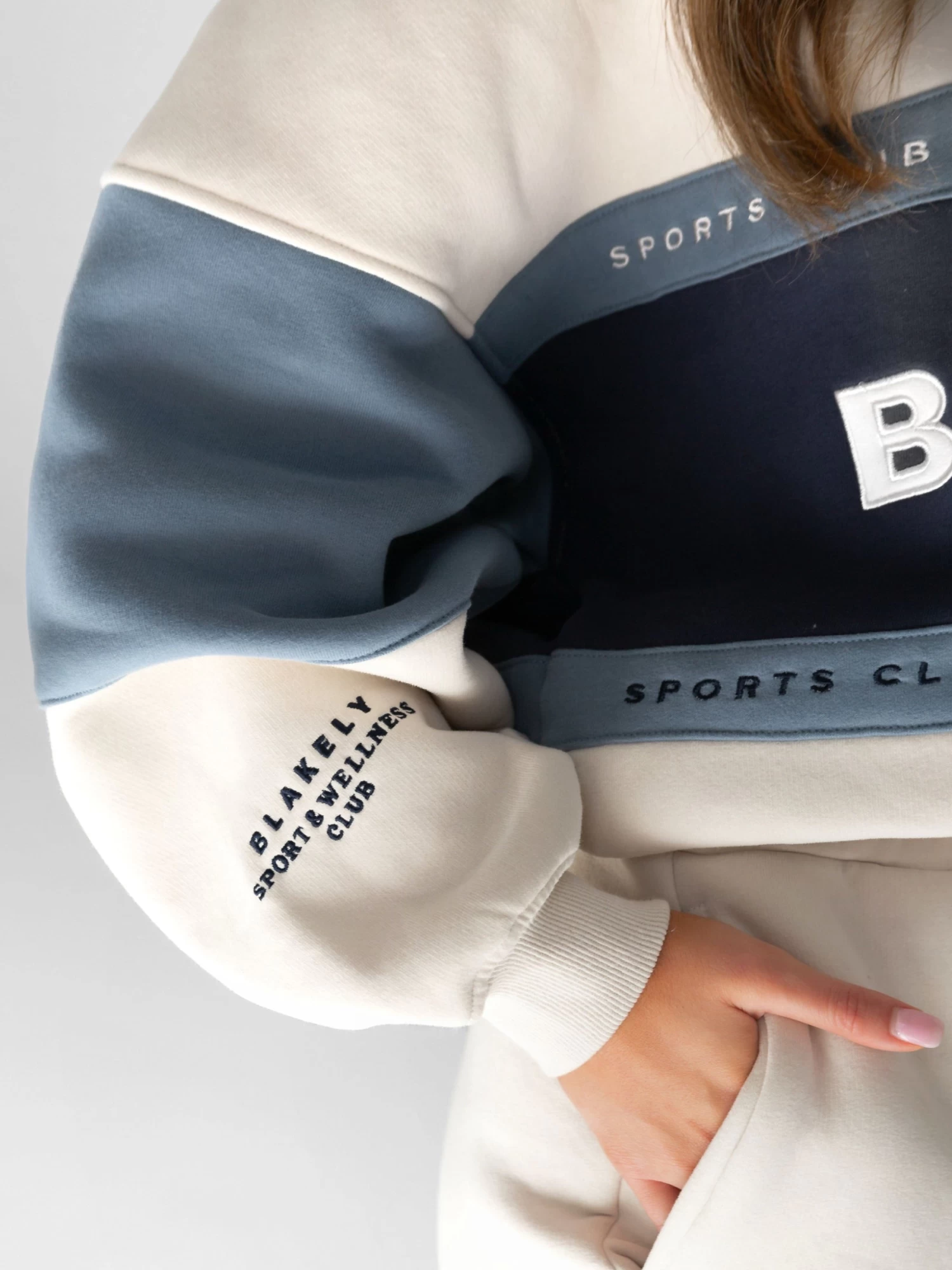 Alpine Oversized Jumper - Navy/Chalk 8 Alpine Oversized Jumper - Navy/Chalk - Image 6