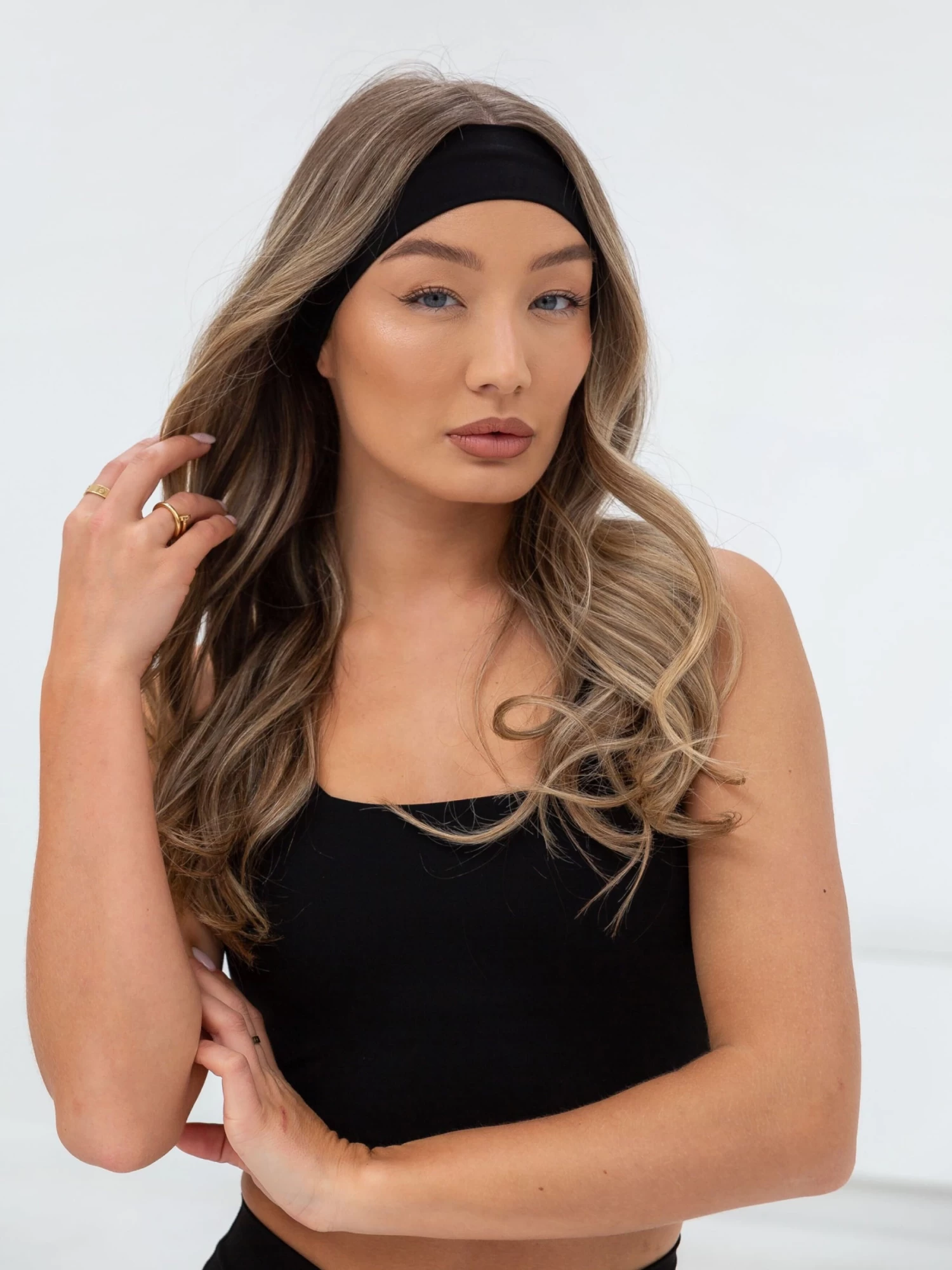 Studio Headband - Black 5 Studio Headband - Black - Image 3