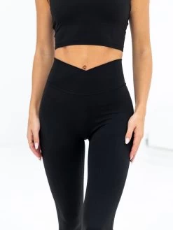 Studio Crossover Leggings - Black 12 Studio Crossover Leggings - Black -Trend Wear Sales B602Black 01D