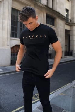 Goldcross T-Shirt - Black -Trend Wear Sales Facetune 26 08 2023 20 11 46