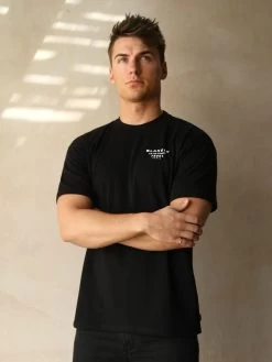 Rue Relaxed T-Shirt - Black -Trend Wear Sales IMG 75541