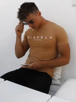 Axson T-Shirt - Gold -Trend Wear Sales Rioja2D 74922827 d81e 4022 bfb5 eef80c8ed794