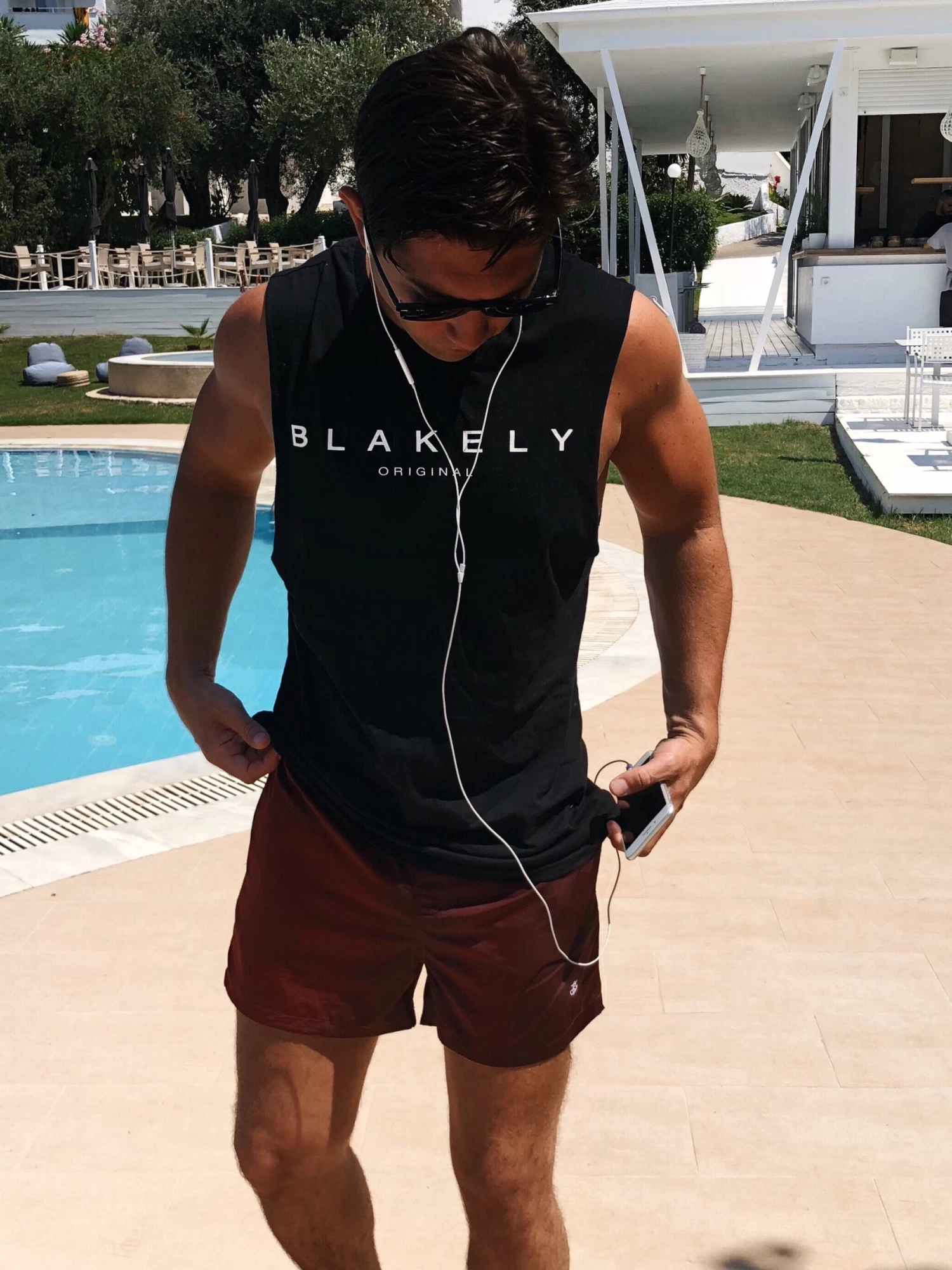 Roca Beach Sleeveless Tee - Black 5 Roca Beach Sleeveless Tee - Black - Image 3