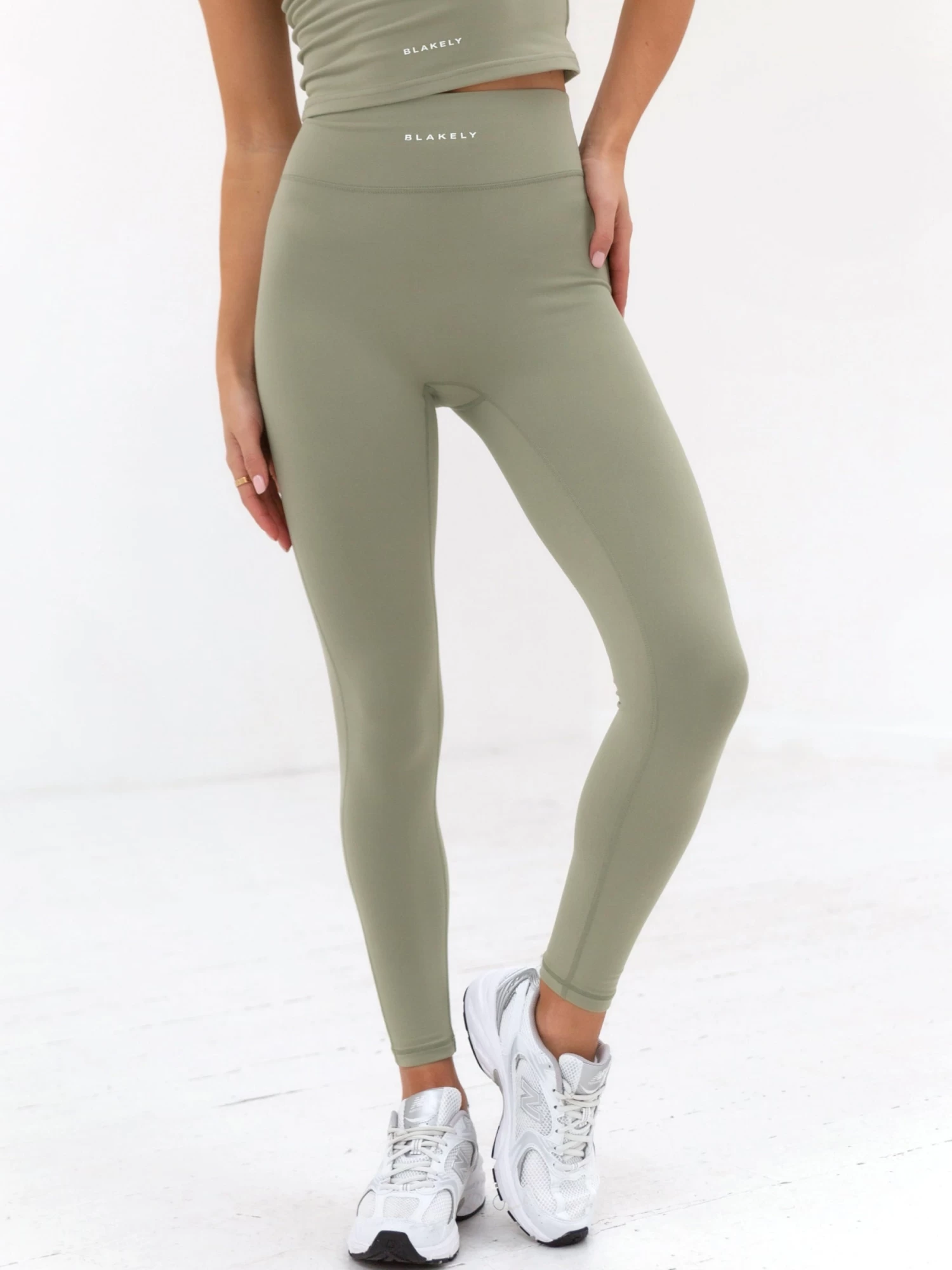 Ultimate Soft Leggings - Olive 3 Ultimate Soft Leggings - Olive