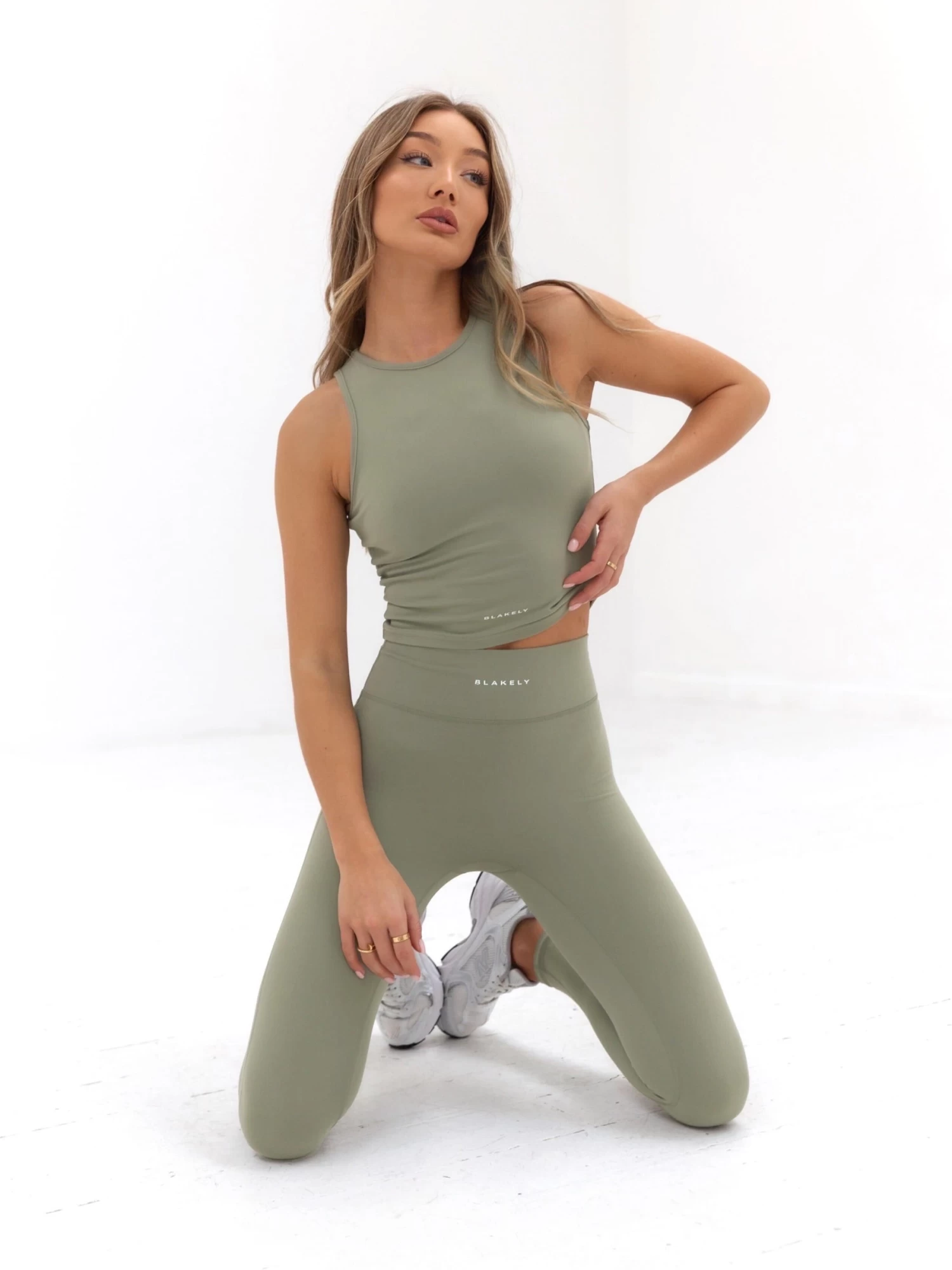 Ultimate Soft Leggings - Olive 7 Ultimate Soft Leggings - Olive - Image 5